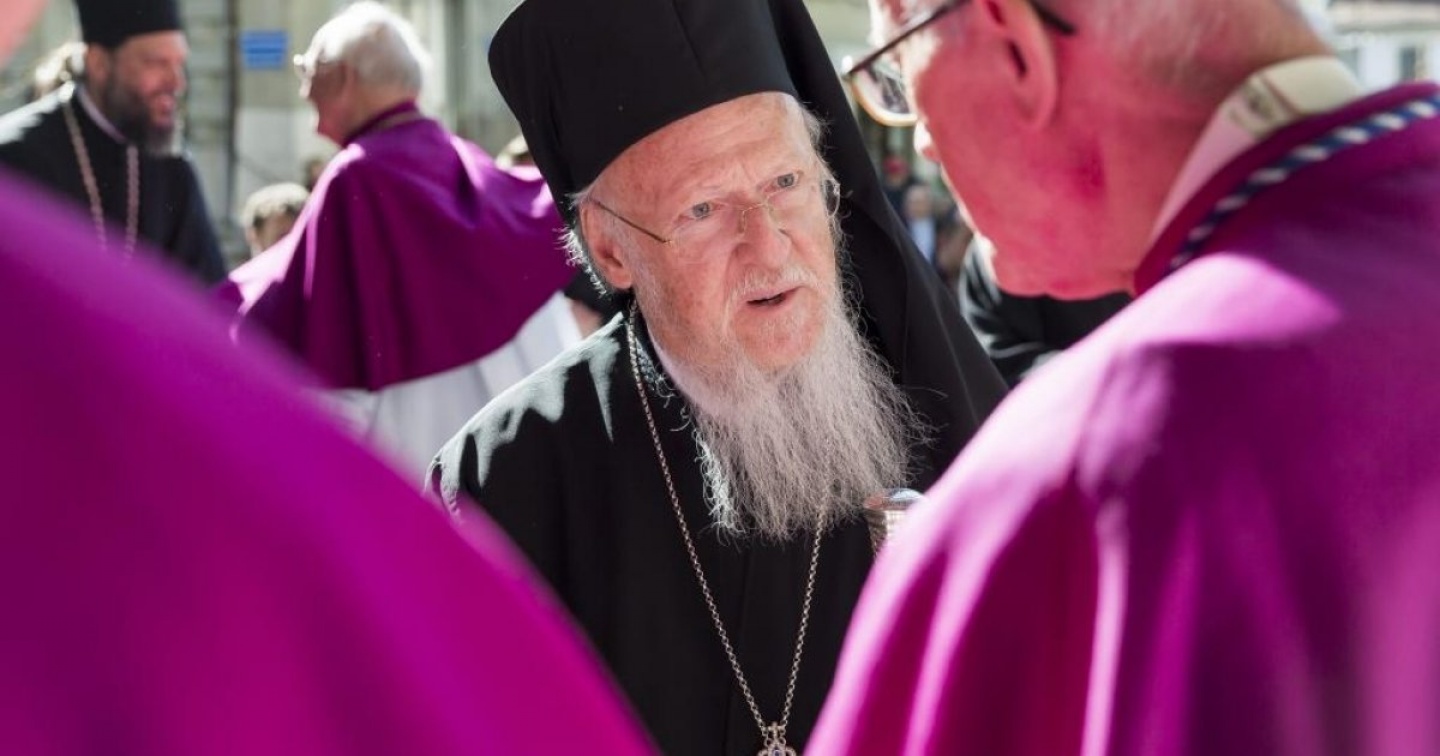 Mosca attacca il patriarca Bartolomeo: per i servizi russi &egrave; l&rsquo;Anticristo nemico della Chiesa ortodossa di Putin