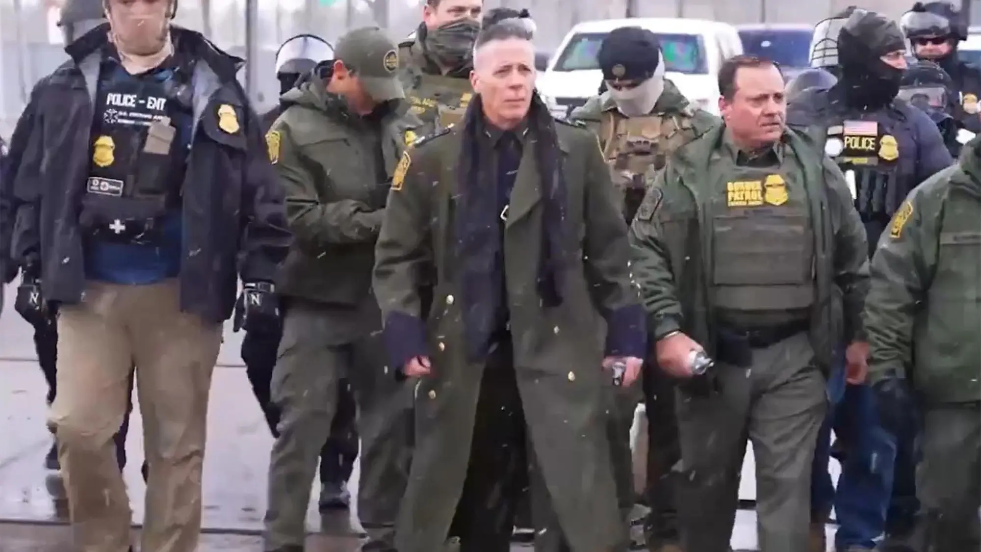 Se i suoi antenati calabresi avessero incontrato uno come Greg Bovino, sarebbero stati sterminati senza pietà Se i suoi antenati calabresi avessero incontrato uno come Greg Bovino, sarebbero stati sterminati senza pietà