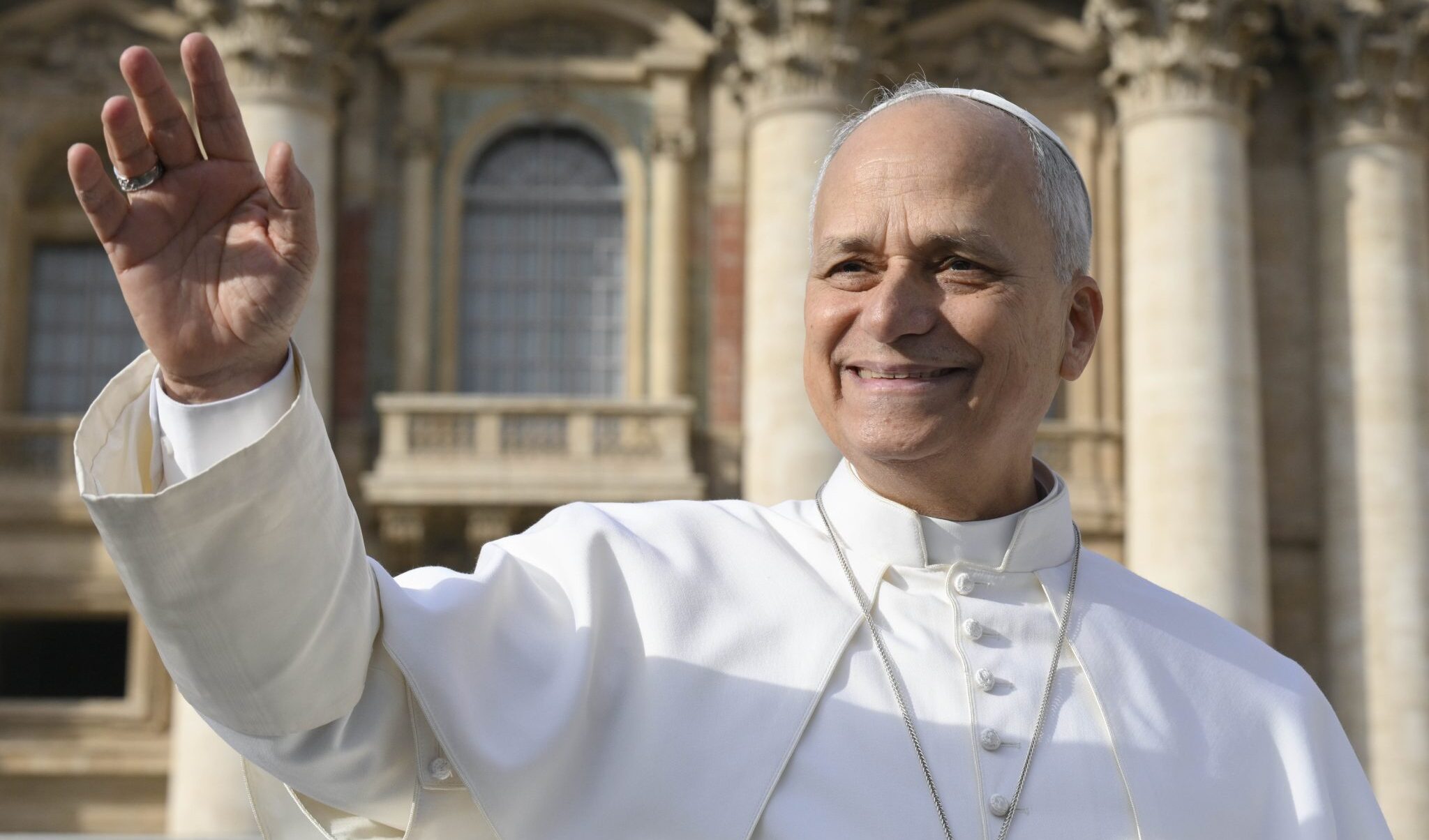 Leone XIV a Lampedusa il 4 luglio, un chiaro segnale di distanza da Trump e Vance sul tema migranti