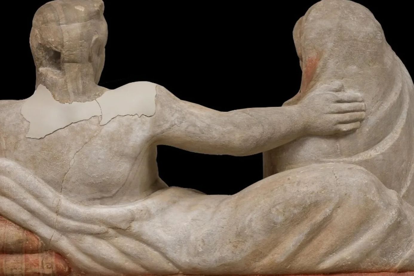 foto Al Museo Archeologico Nazionale torna l’Urna del Bottarone: dal fango alla rinascita