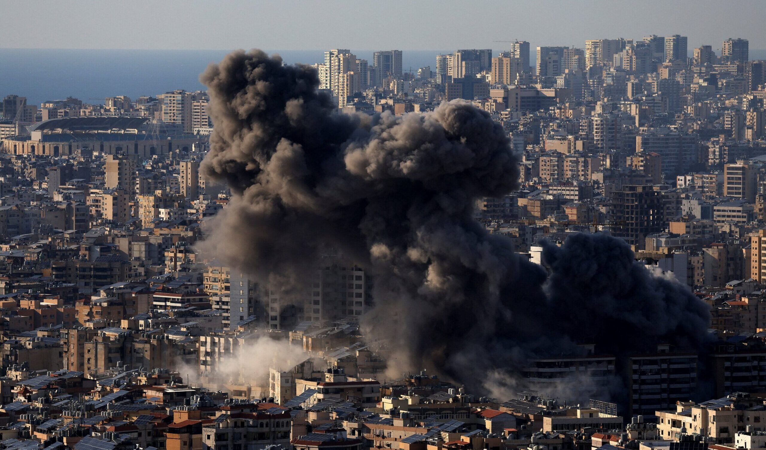 Israele continua a rafforzare le sue posizioni nel Libano mentre continua a bombardare Beirut