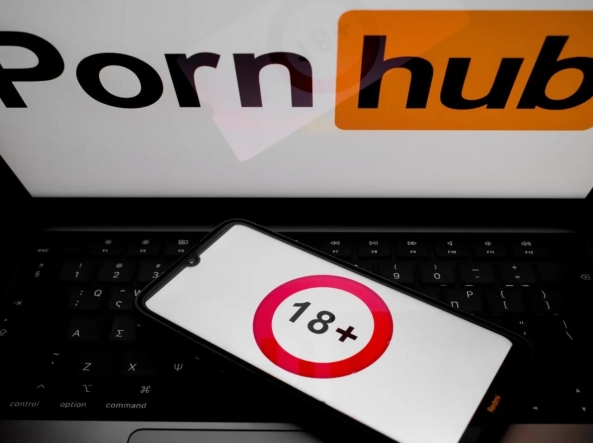 IMG_1197 Minori a rischio online: l’UE contro i colossi del porno