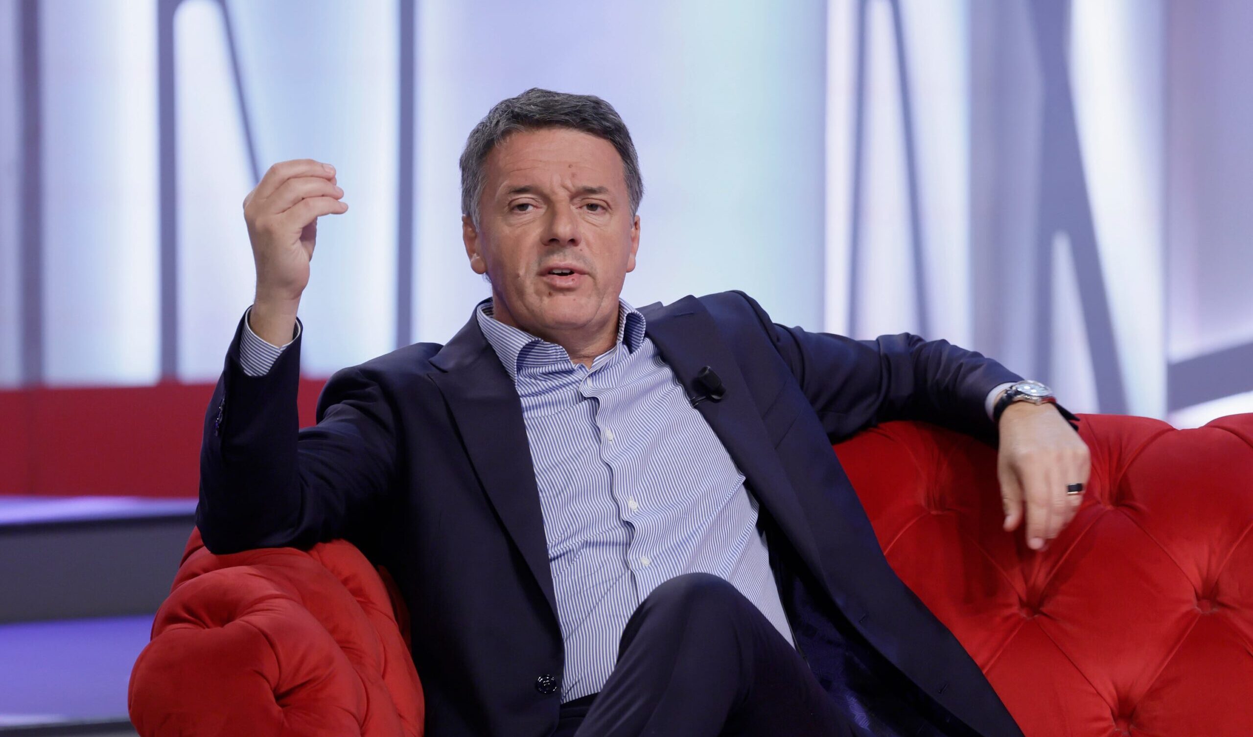 Renzi definisce 'corretto' l'attacco di Trump all'Iran e d&agrave; a Sanch&eacute;z del 'populista' per il suo no alla guerra