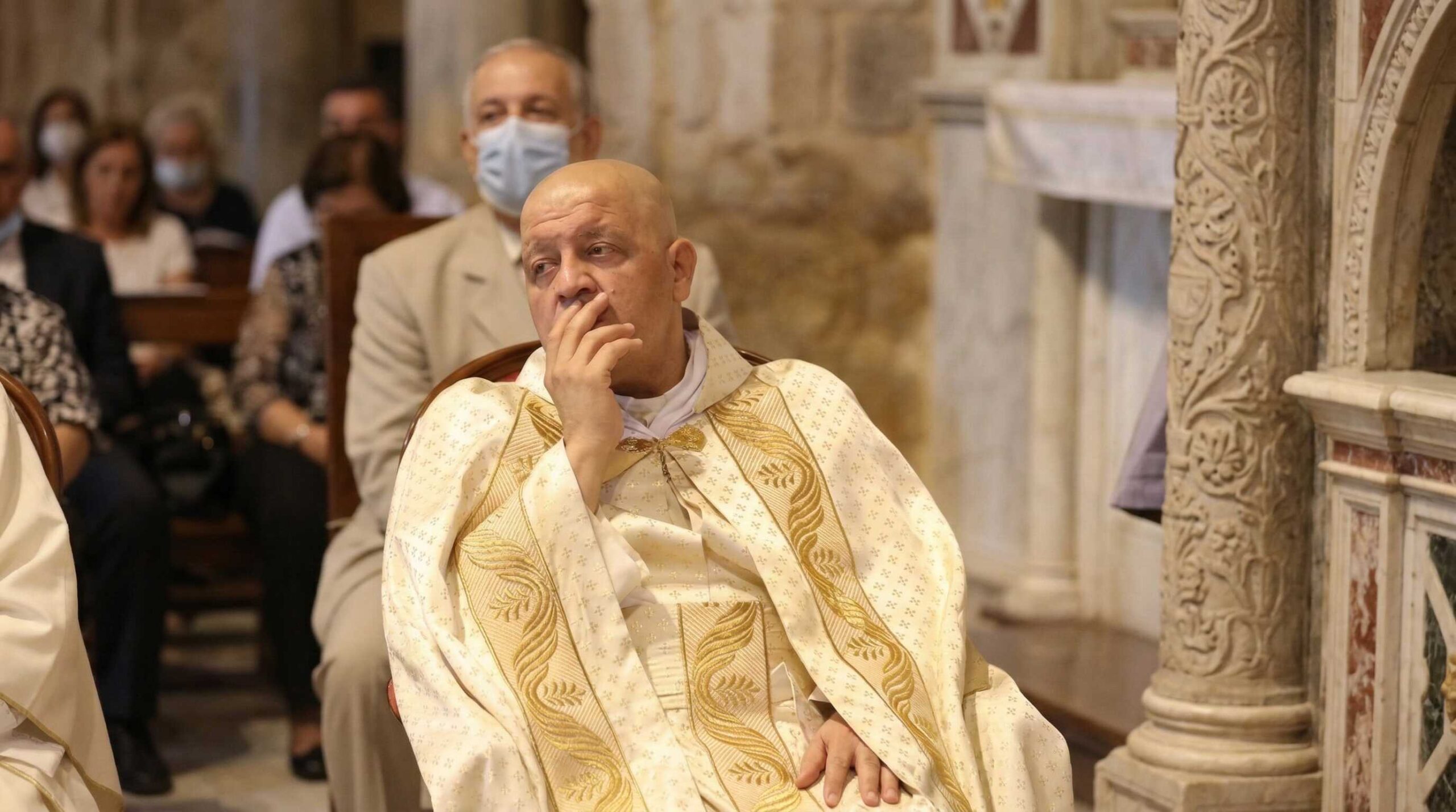 Israele uccide in un raid aereo un parroco cristiano   mentre soccorreva un parrocchiano ferito nel sud del Libano