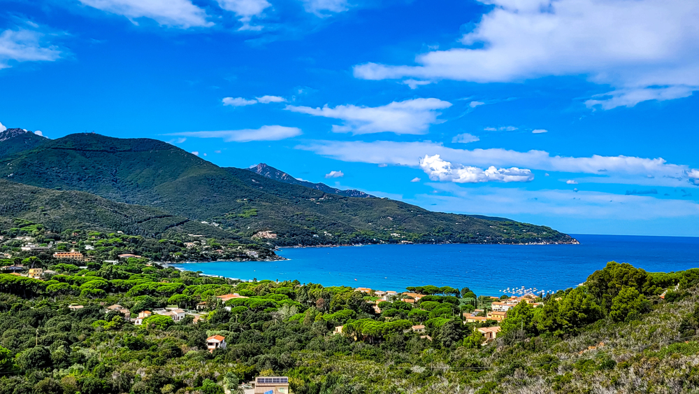 L'evoluzione del turismo italiano tra autonomia e ricerca di autenticit&agrave;