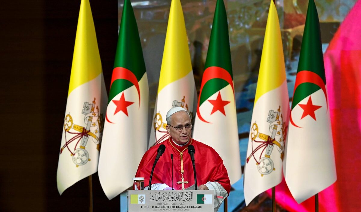 Leone XIV ad Algeri: Mediterraneo e Sahara non diventino cimiteri, appello contro lo sfruttamento della vita umana Leone XIV ad Algeri: Mediterraneo e Sahara non diventino cimiteri, appello contro lo sfruttamento della vita umana