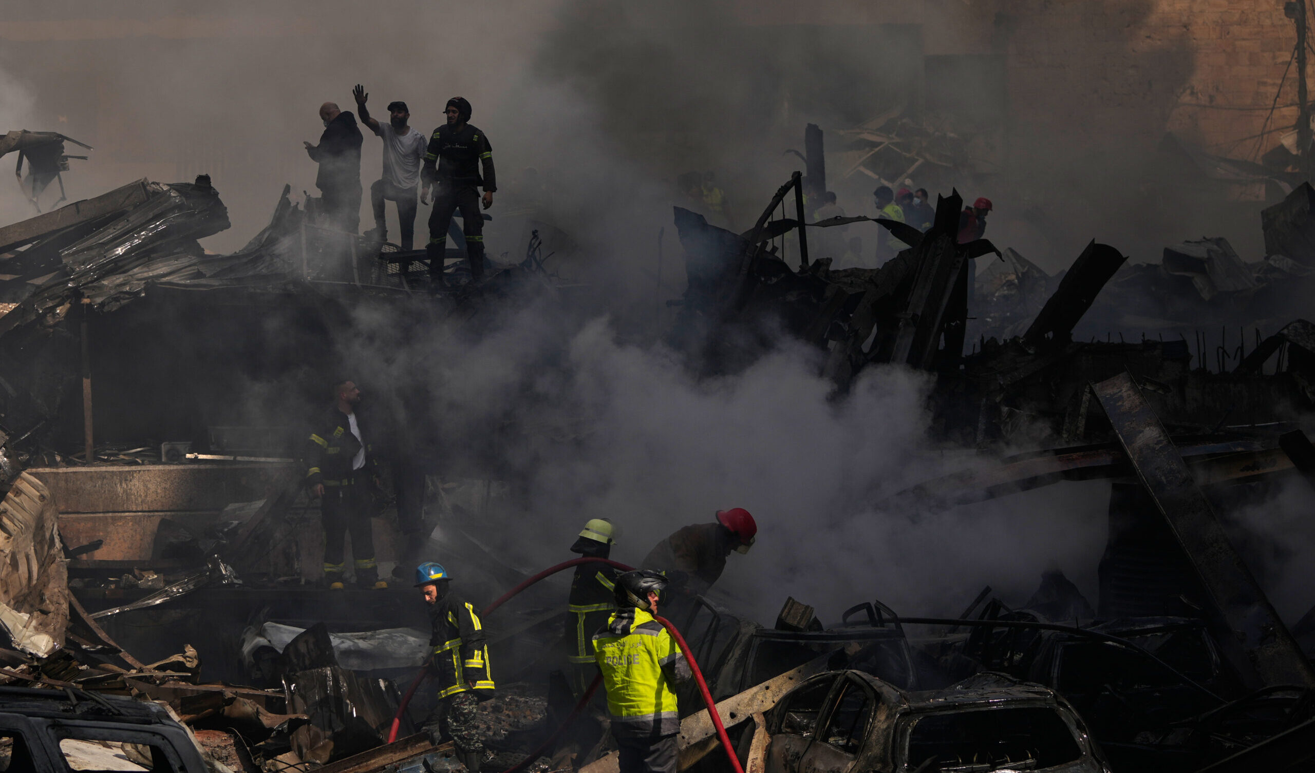 Netanyahu lancia un'ondata devastante di raid contro il Libano: centinaia di morti e la tregua salta subito