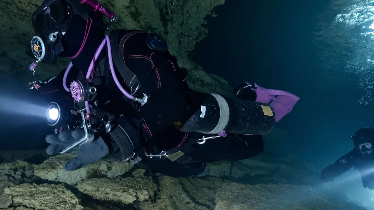 La grotta restituisce madre e figlia, ora parla la GoPro