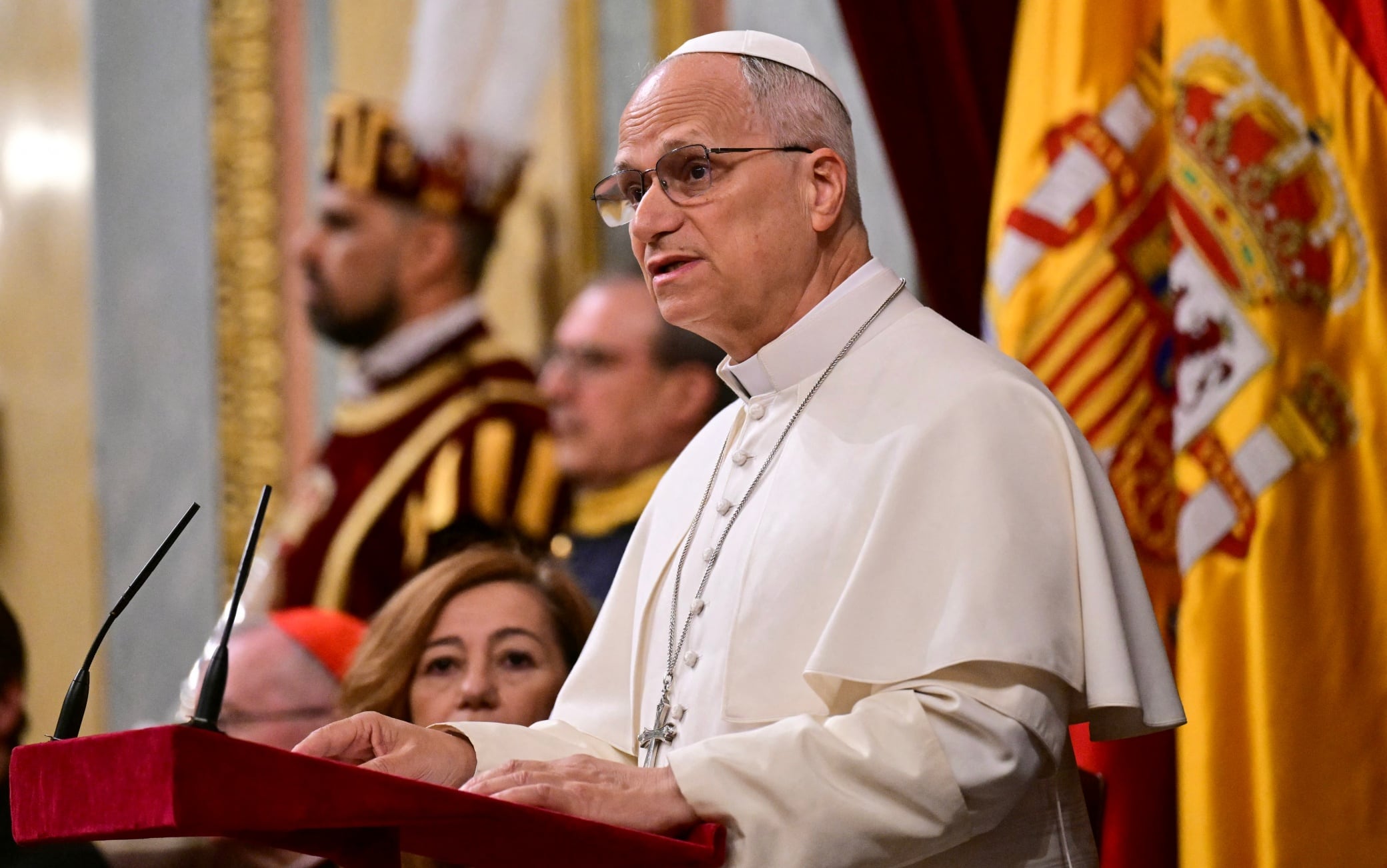Papa Leone in Spagna: fermare i linguaggi d'odio, tessere la pace e proteggere la dignità dei migranti Papa Leone in Spagna: fermare i linguaggi d'odio, tessere la pace e proteggere la dignità dei migranti
