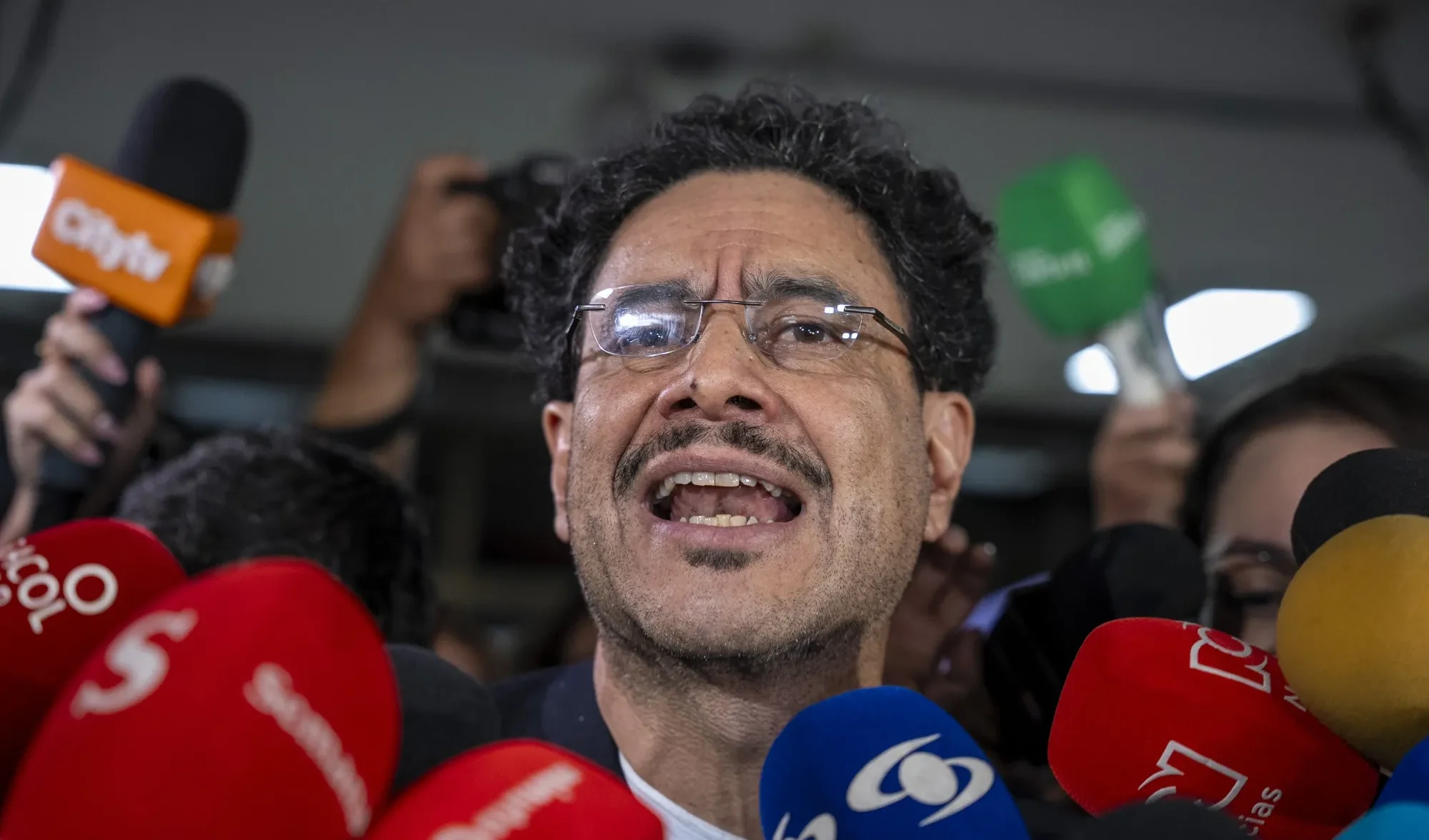 Colombia al voto, l'estrema destra avanza ma esplodono le denunce di brogli Colombia al voto, l'estrema destra avanza ma esplodono le denunce di brogli