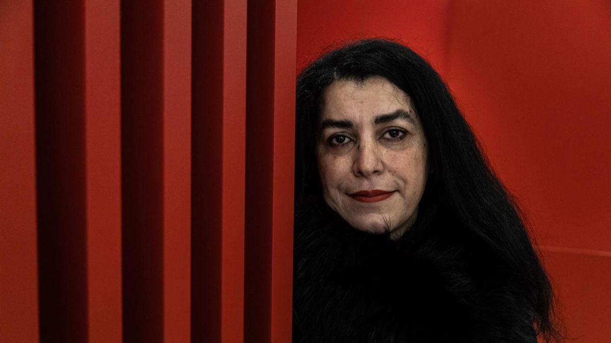 Addio a Marjane Satrapi, la voce che raccont&ograve; l&rsquo;Iran attraverso &ldquo;Persepolis&rdquo;