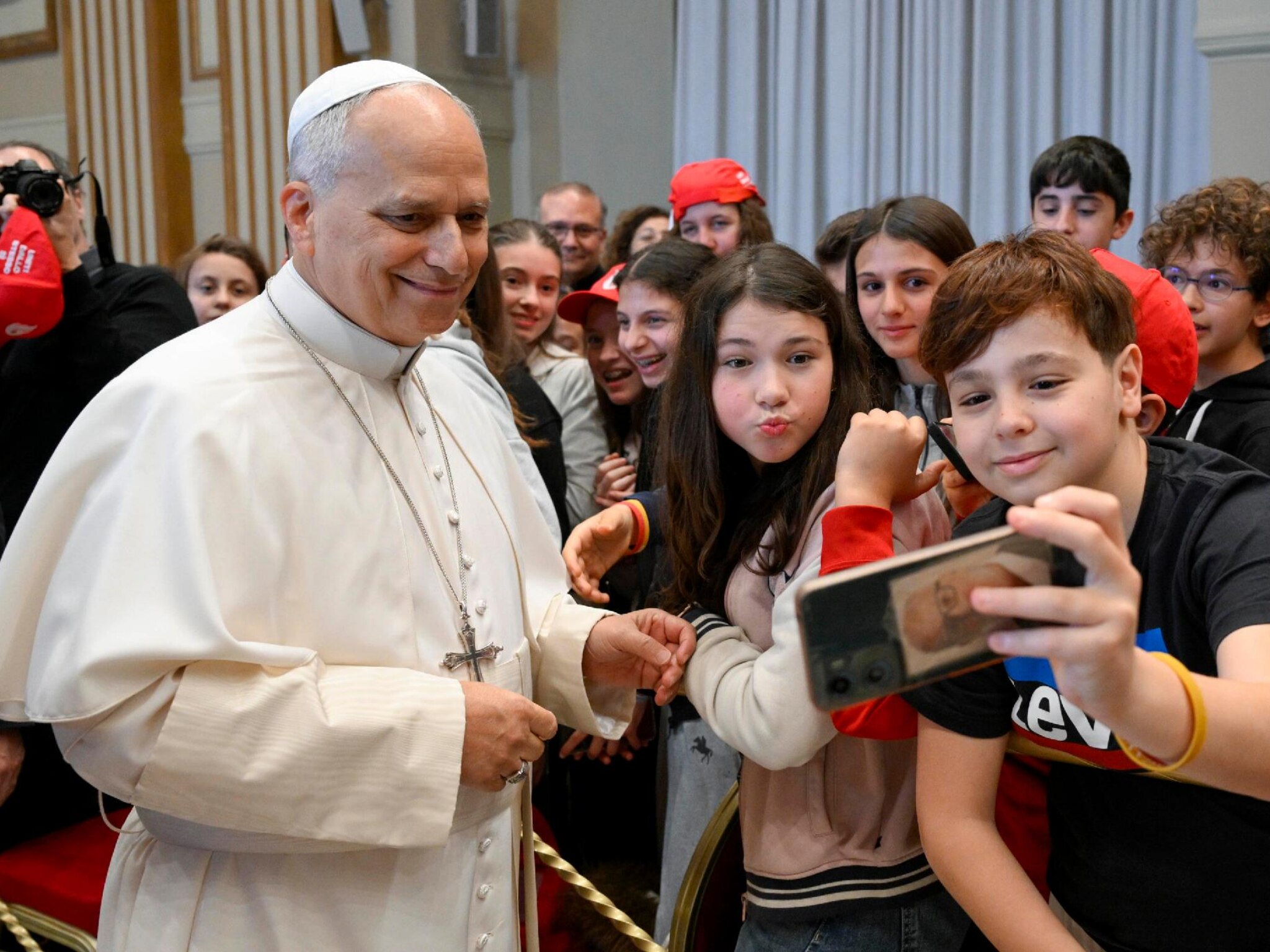 Six-Seven, il tormentone che ha conquistato anche il papa