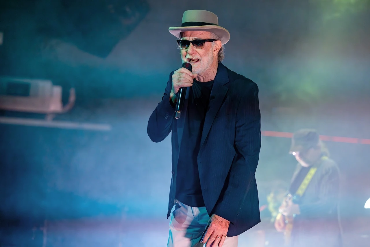Dopo il “caso De Gregori” si discute animatamente sul rapporto tra cantautorato e politica