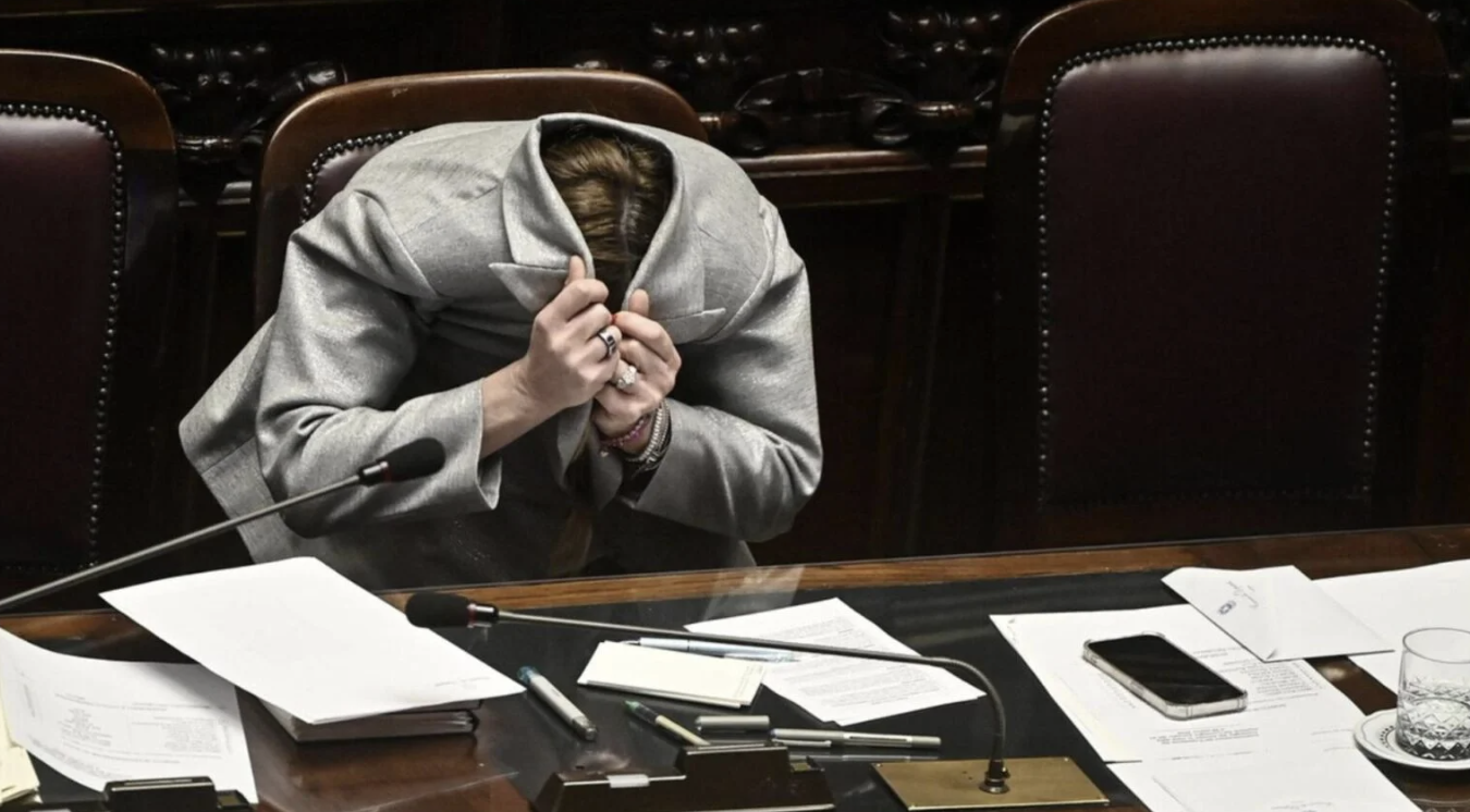 Chi è ignorante a destra? Sicuramente Giorgia Meloni che non sa la differenza tra ricerche sociali e insulti