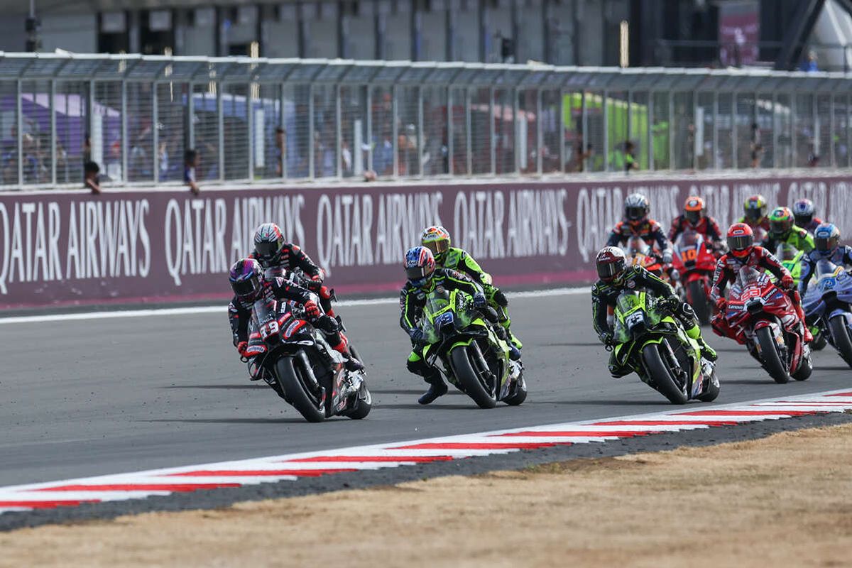 Raúl Fernández vince il Gp di Gran Bretagna davanti a Martin e Bezzecchi