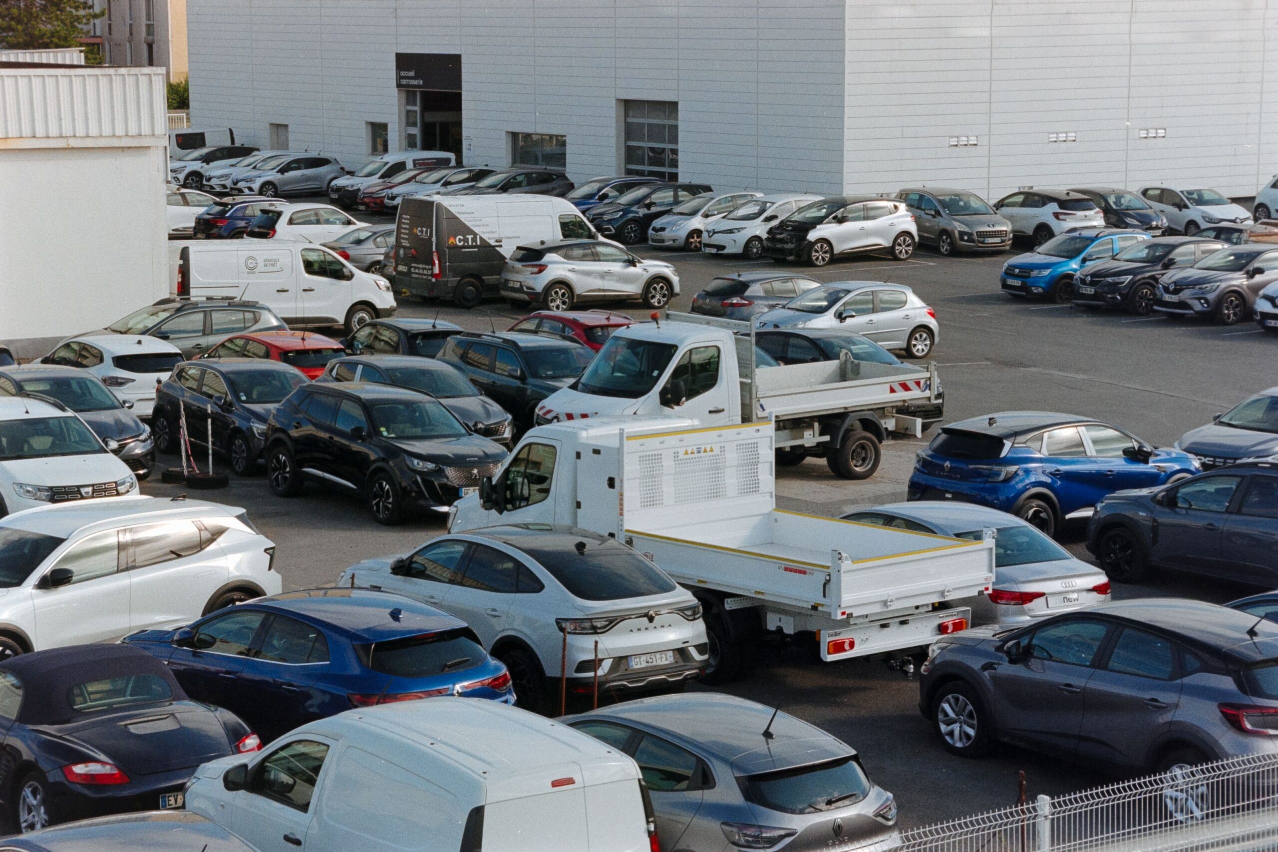 Perché il mercato dell'usato sta cambiando il valore delle automobili Perché il mercato dell'usato sta cambiando il valore delle automobili