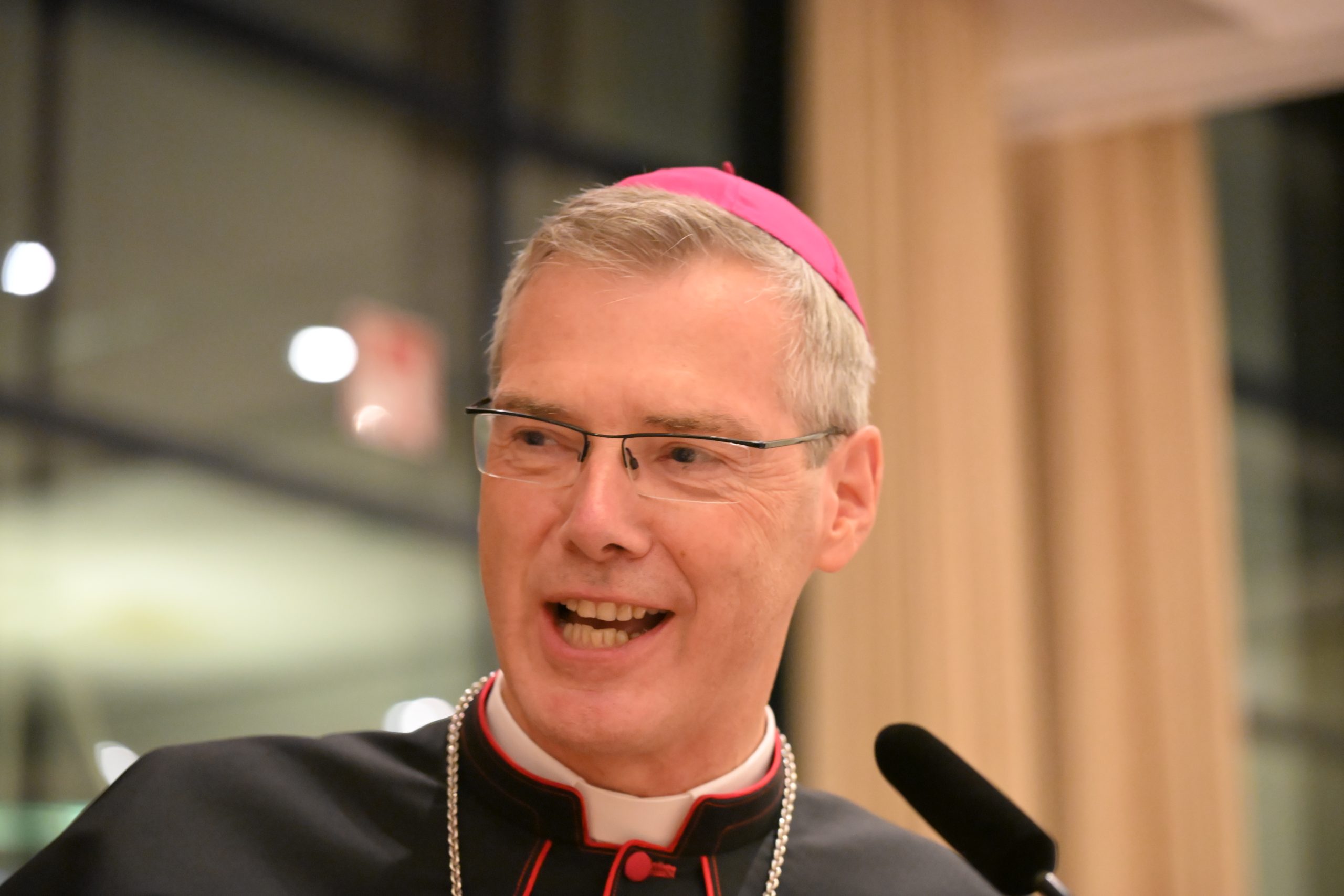 La Chiesa tedesca sfida l’estrema destra: una lezione di responsabilità per chi ha troppo a lungo scelto di non vedere La Chiesa tedesca sfida l’estrema destra: una lezione di responsabilità per chi ha troppo a lungo scelto di non vedere