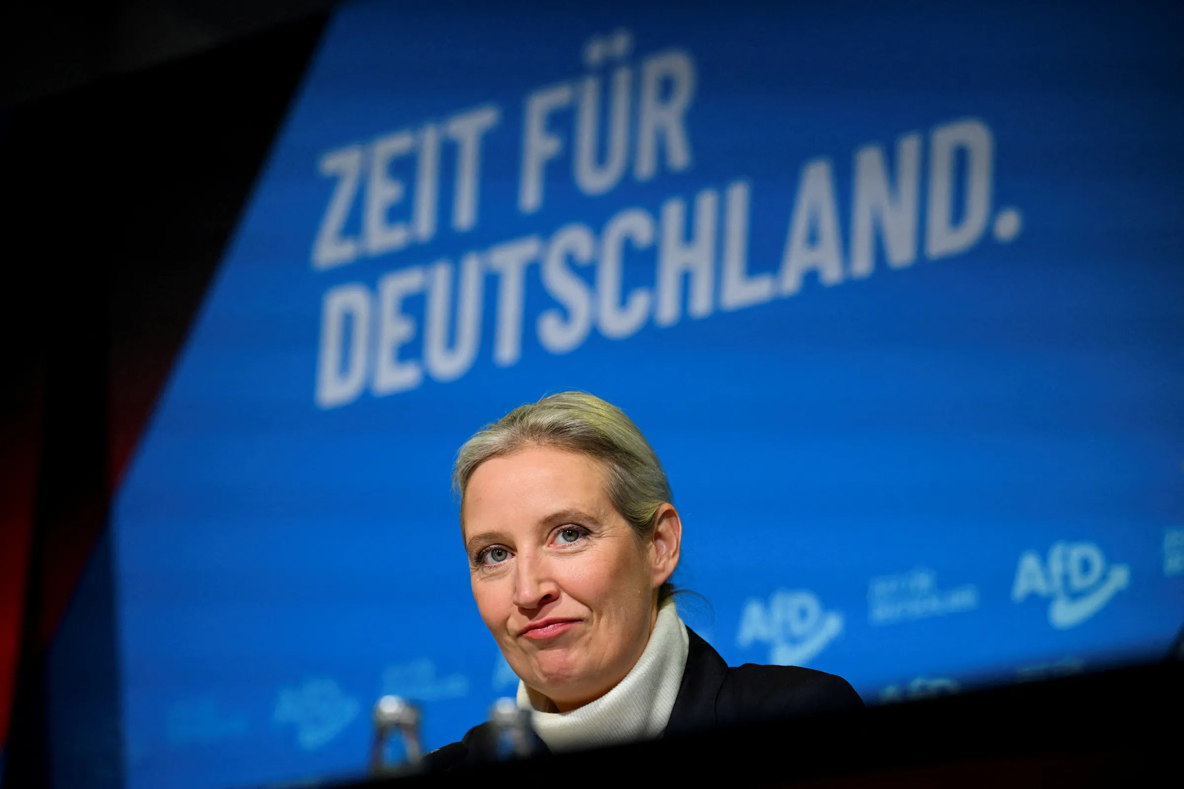 AfD prepara lo sbarco a Mosca: Weidel vuole incontrare Putin per riportare il gas russo e sfidare Berlino e Bruxelles