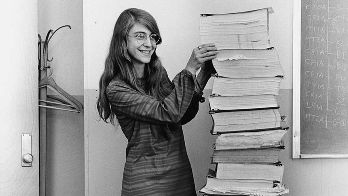 margaret-hamilton-restoration-840514-1024 Addio a Margaret Hamilton, la pioniera dell’informatica che portò l’uomo sulla Luna