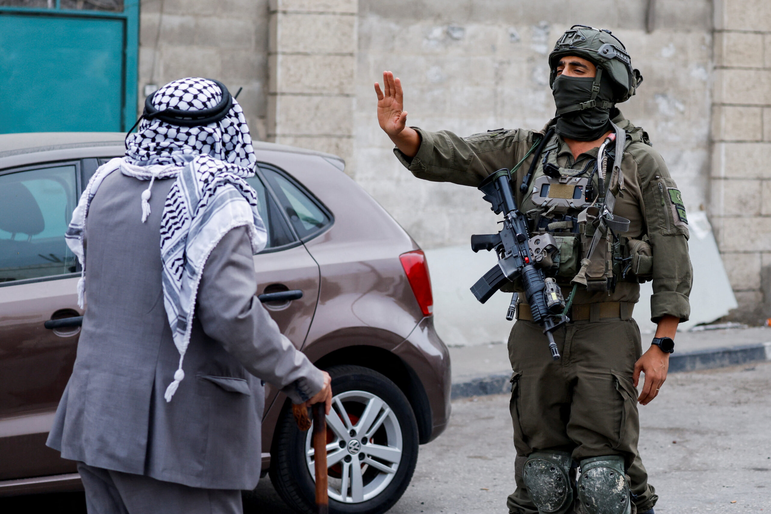 Hebron sotto assedio israeliano: quasi 5mila palestinesi sfollati, demolizioni e arresti nella citt&agrave; sottoposta a punizioni collettive